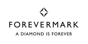 Forevermark属于具有120多年历史的全球钻石权威De Beers戴比尔斯集团。作为该集团全球的首个钻石品牌，Forevermark永恒印记完美的诠释了“精选的艺术”，全世界仅有经过精心甄选、不足1%的天然美钻才有资格被印上Forevermark永恒印记。每一颗带有Forevermark永恒印记的钻石从勘探至开采，每一步都得到悉心的呵护，其切割与打磨完全委托世界顶尖的大师级工匠倾力完成，务求让每颗钻石的天然魅力与璀璨光芒尽情绽放。